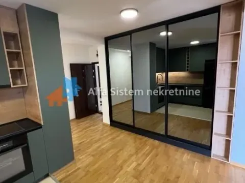 Rent, four bedroom apartment, 100m², Sarajevska, Beograd - image 9