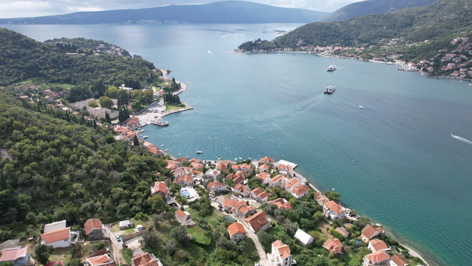 Prodaja, plac, 2145m², Lepetani, Tivat
