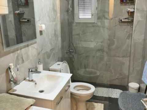 Izdavanje, jednosoban stan, 60m², Stari Aerodrom, Podgorica - image 6