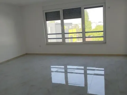 Prodaja, četvorosoban stan, 151m², Veternik, Novi Sad Sve Podlokacije - image 2