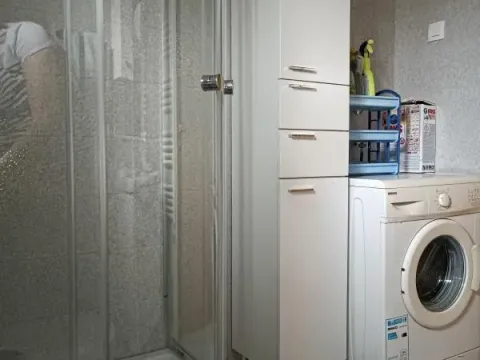 Izdavanje, dvosoban stan, 84m², Zagorič, Podgorica - image 4