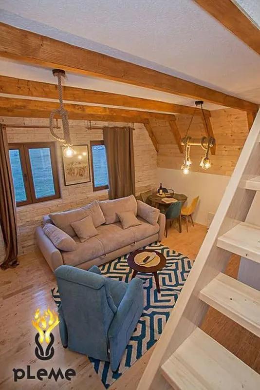 Prodaja, trosoban stan, 53m², Žabljak, Crna Gora