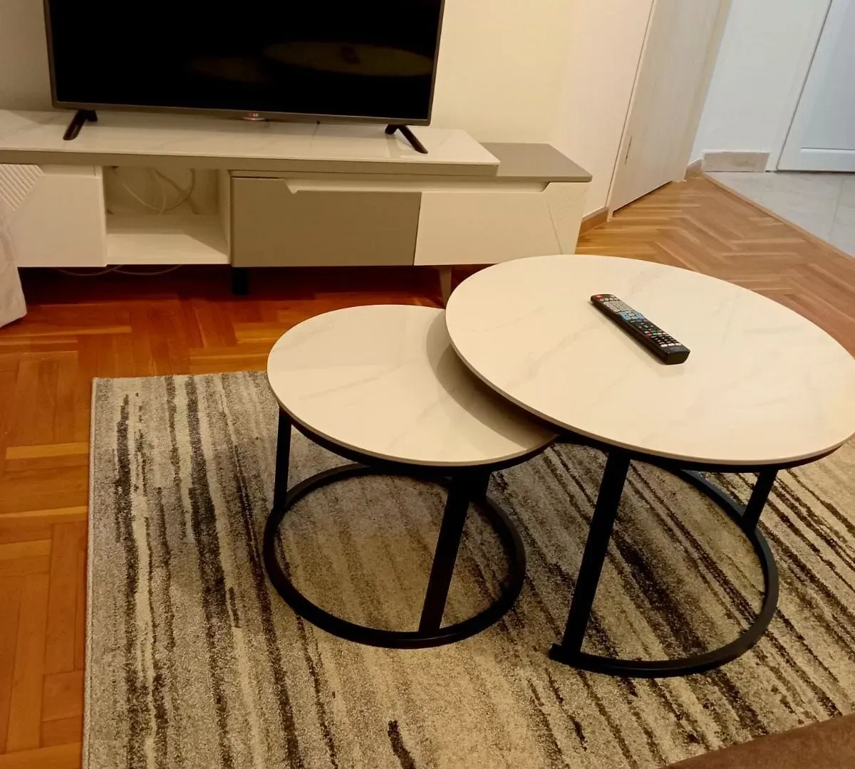 Izdavanje, jednosoban stan, 35m², City Kvart, Podgorica
