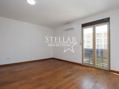 Izdavanje, dvosoban stan, 56m², City Kvart, Podgorica - image 4