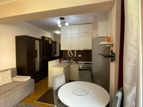 Izdavanje, garsonjera, 30m², Budva, Crna Gora - image 5