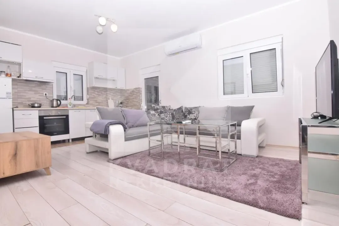 Rent, one bedroom apartment, 40m², Stari Aerodrom, Podgorica