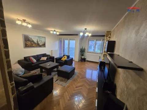 Izdavanje, četvorosoban stan, 105m², Rotkvarija, Novi Sad Sve Podlokacije - image 1