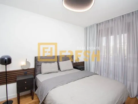 Izdavanje, dvosoban stan, 74m², Centar, Podgorica - image 9
