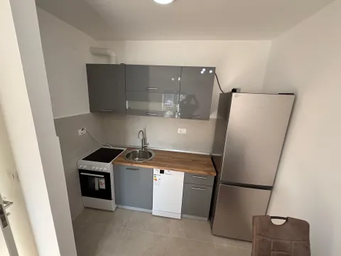 Rent, one bedroom apartment, 45m², Stari Aerodrom, Podgorica - image 6