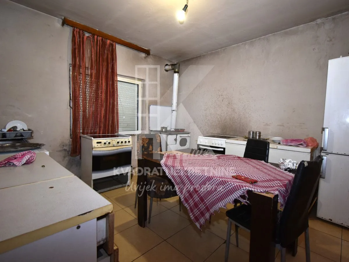 Prodaja, kuća, 120m², Dahna, Podgorica