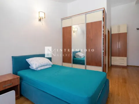 Izdavanje, četvorosoban stan, 137m², Topla, Herceg Novi - image 6