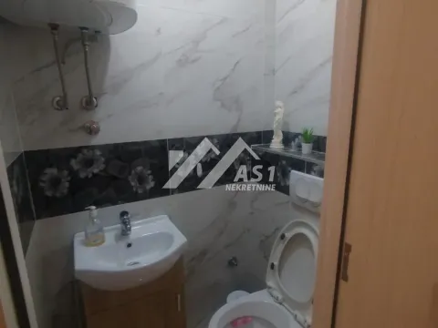 Daily-rent, three bedroom apartment, 92m², Banatić, Novi Sad Sve Podlokacije - image 4
