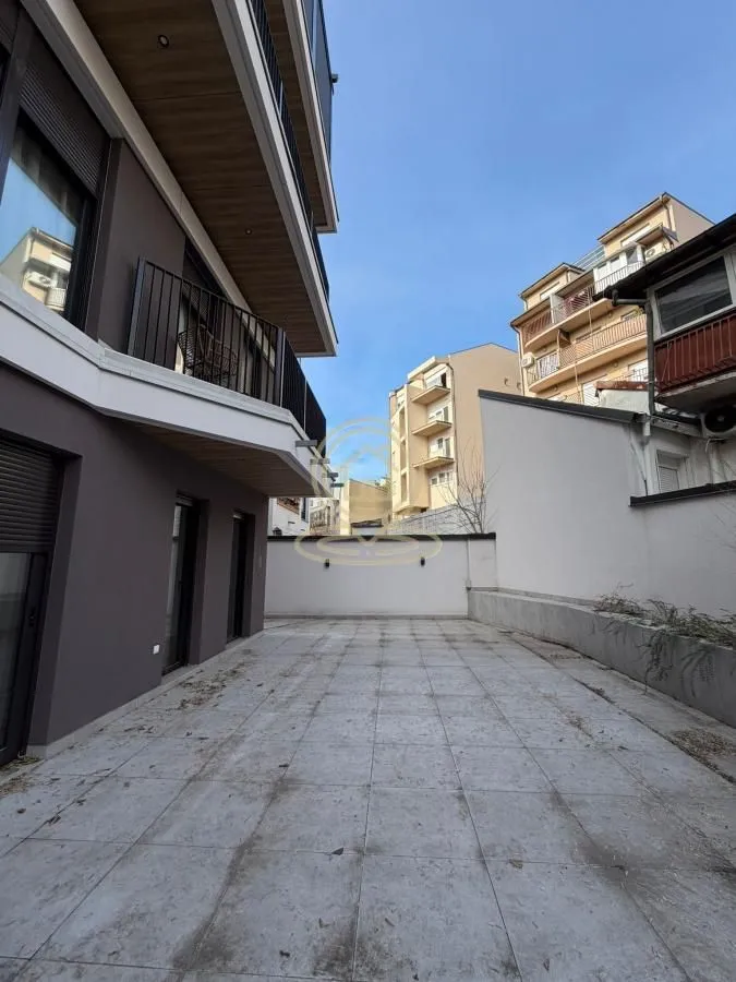 Rent, office space, 90m², Lekino Brdo, Voždovac Sve Podlokacije
