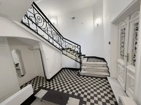 Rent, office space, 180m², Vračar Sve Podlokacije, Beograd - image 13