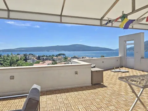 Rent, two bedroom apartment, 100m², Donja Lastva, Tivat - image 7