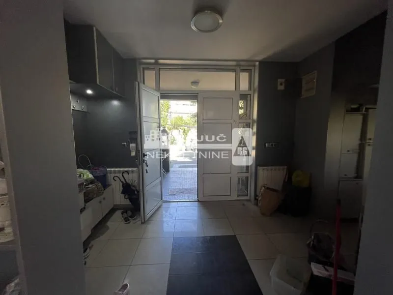 Sale, house, 520m², Savski Venac, Beograd
