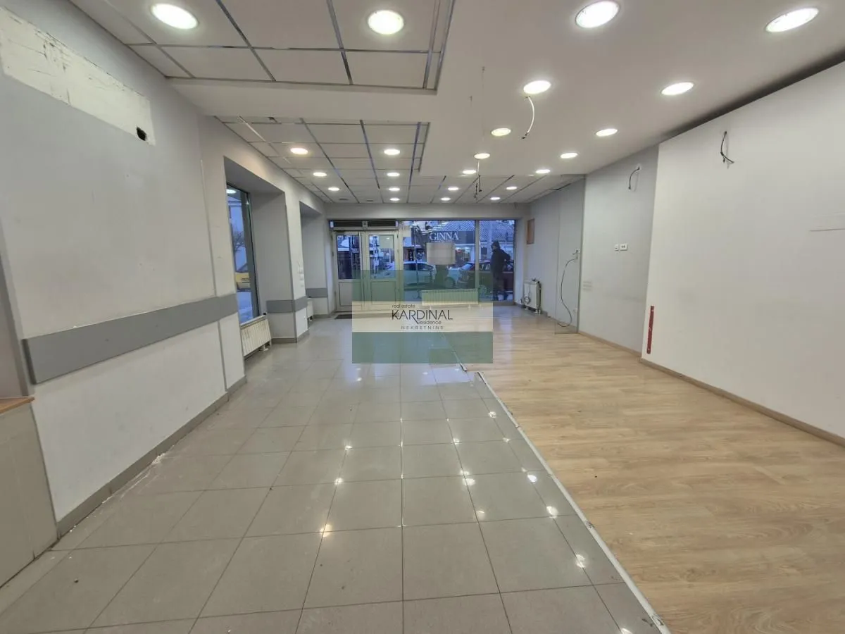 Rent, office space, 326m², Centar, Jagodina