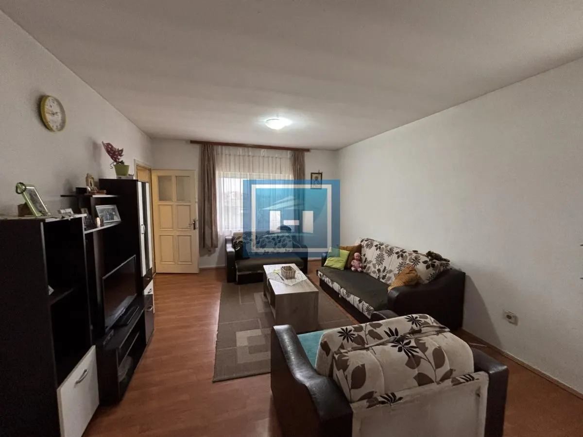 Prodaja, kuća, 194m², Ribare, Jagodina