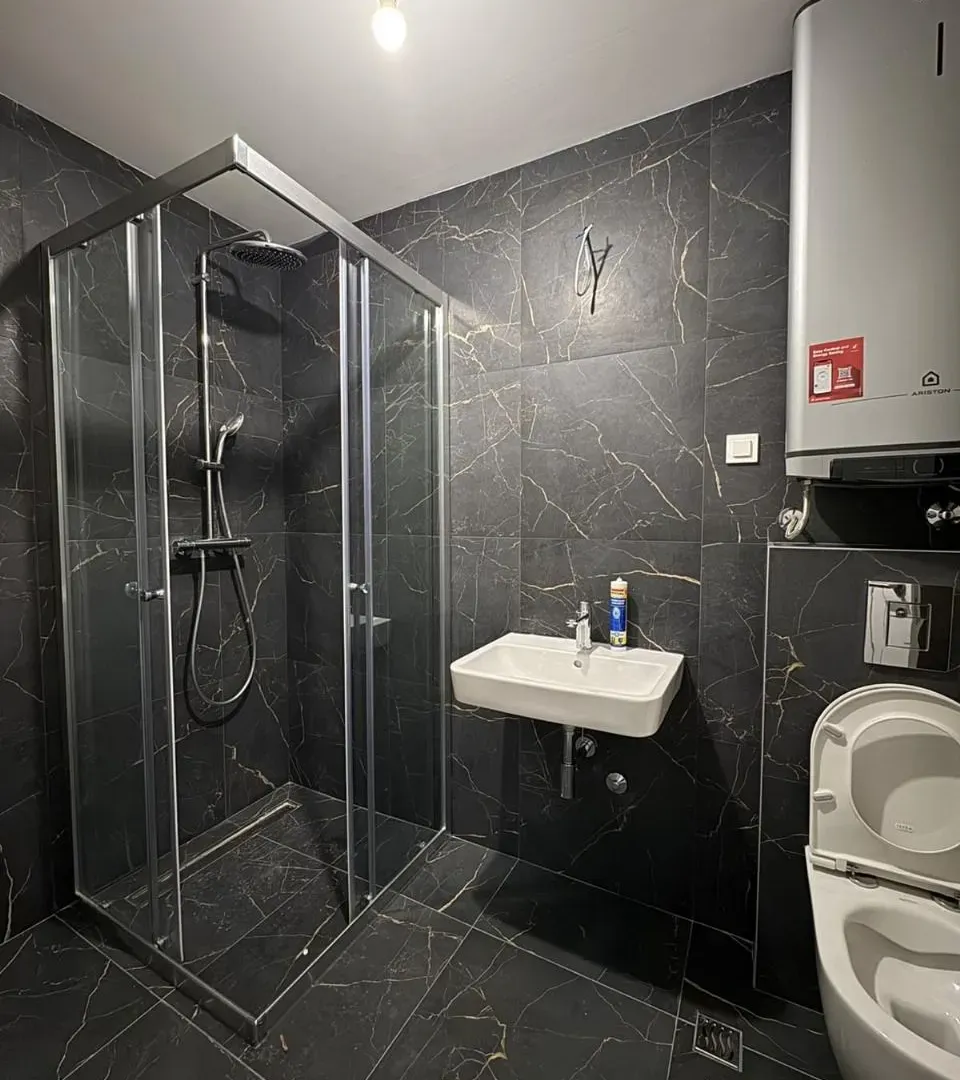 Izdavanje, dvosoban stan, 64m², Kruševac, Podgorica