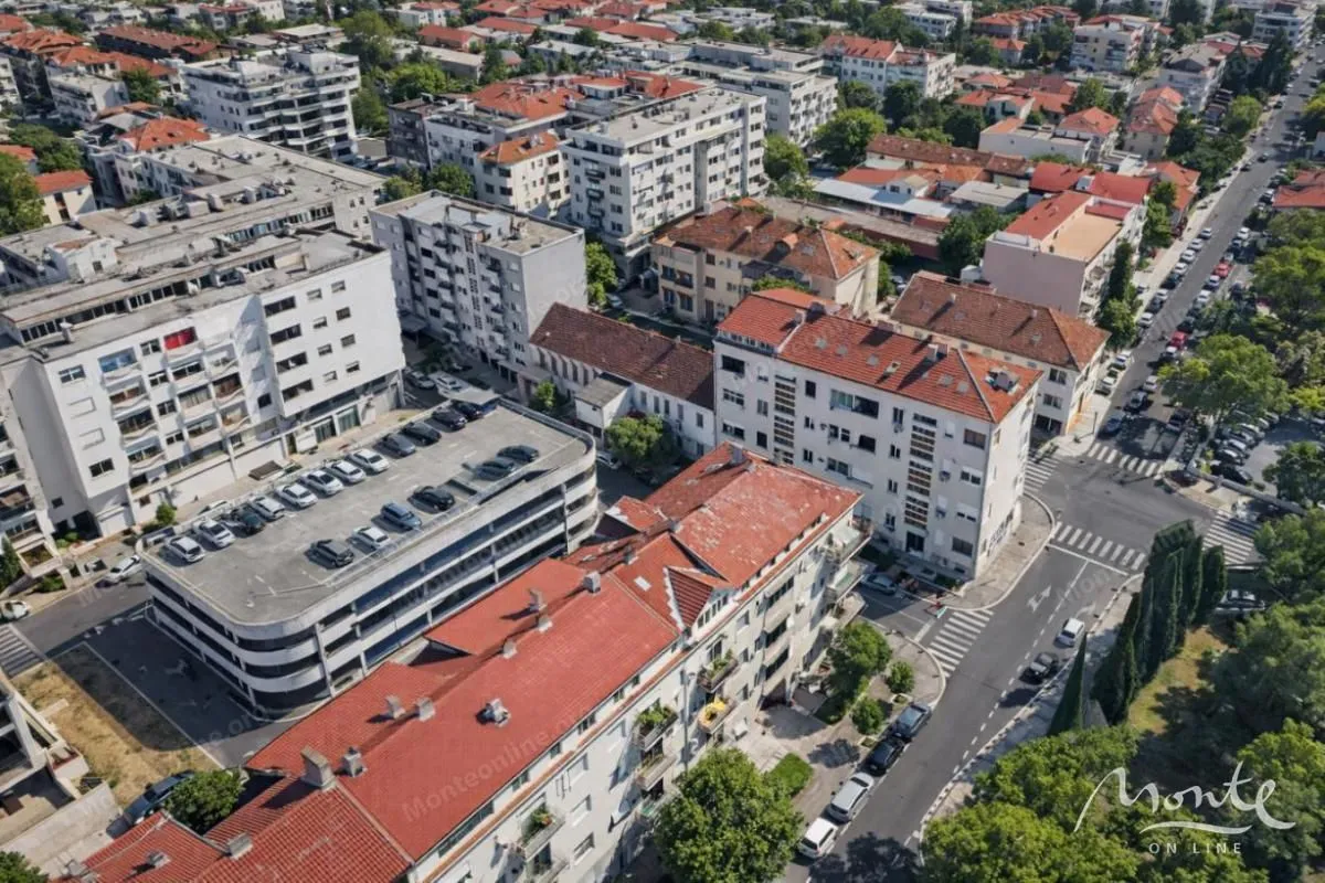 Prodaja, trosoban stan, 67m², Centar, Podgorica