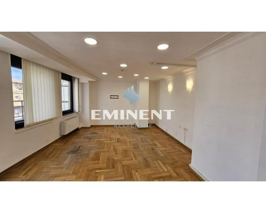 Izdavanje, poslovni prostor, 125m², Stari Grad, Beograd