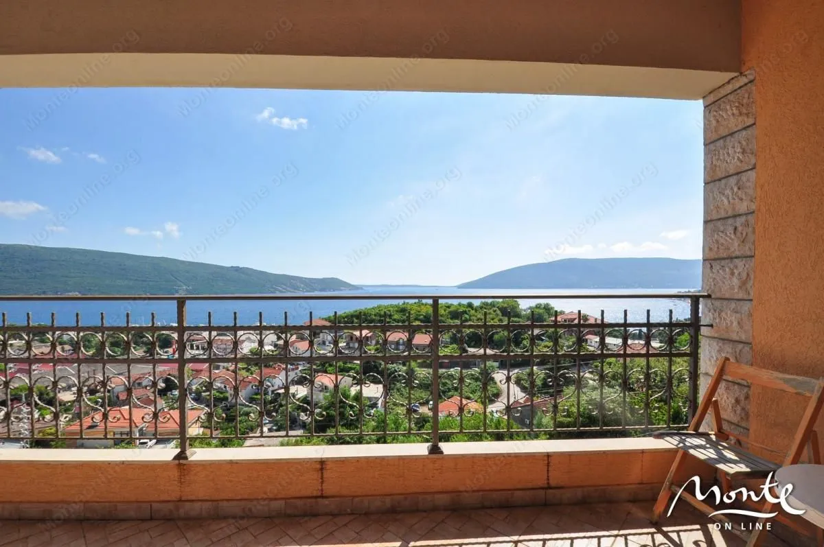 Prodaja, kuća, 227m², Zelenika, Herceg Novi