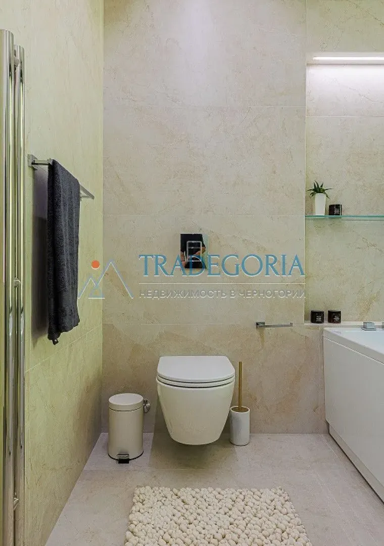 Prodaja, dvosoban stan, 95m², Bečići, Budva