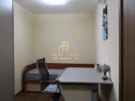 Izdavanje, dvosoban stan, 76m², Blok 5, Podgorica - image 11