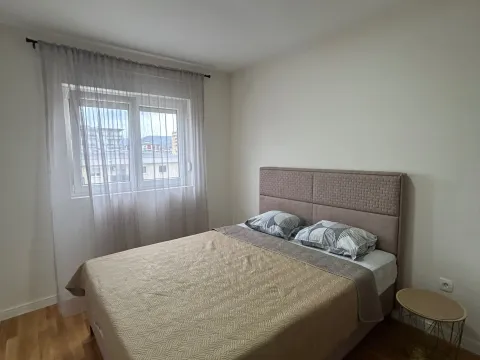 Rent, one bedroom apartment, 43m², Pobrežje, Podgorica - image 7