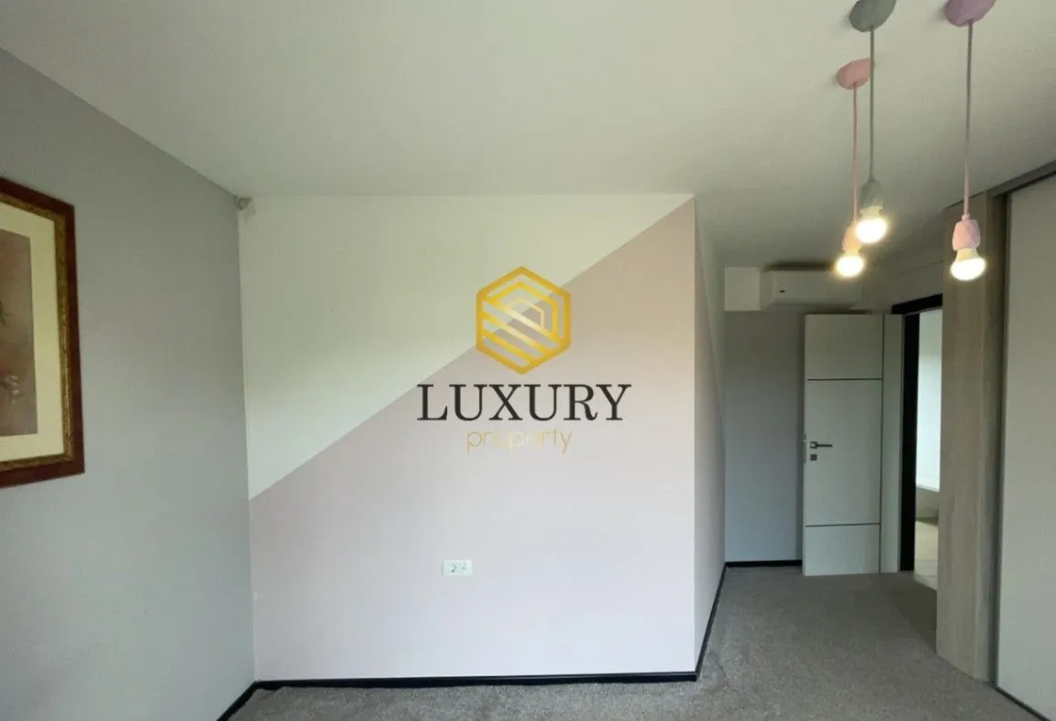 Rent, house, 300m², City Kvart, Podgorica