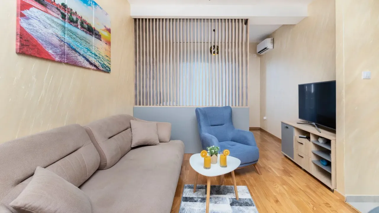 Sale, two bedroom apartment, 55m², Bečići, Budva