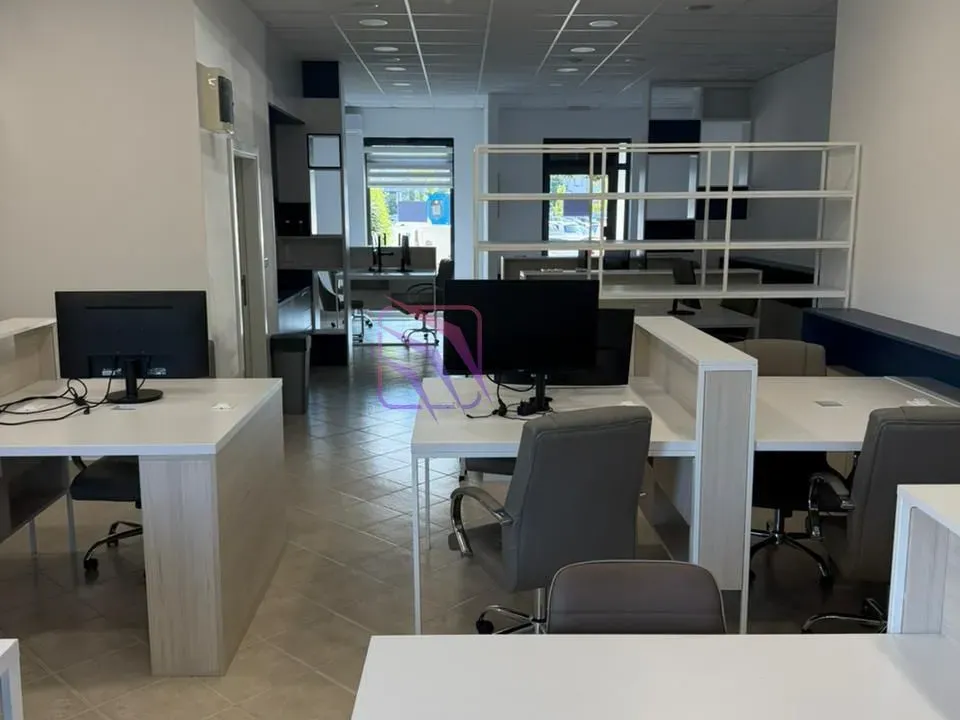 Rent, apartment, 98m², Stari Aerodrom, Podgorica