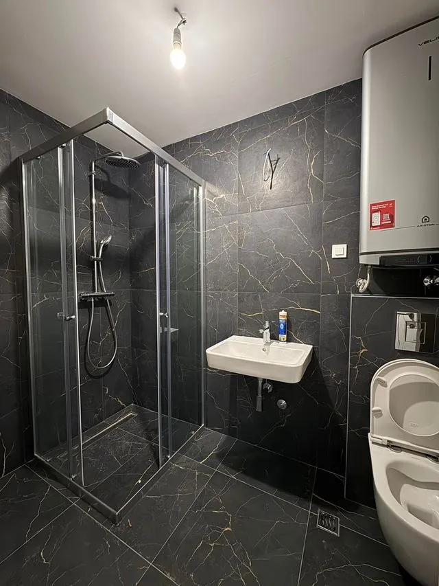 Izdavanje, dvosoban stan, 64m², Tološi, Podgorica