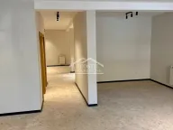 Izdavanje, poslovni prostor, 191m², Čukarica, Beograd - image 9