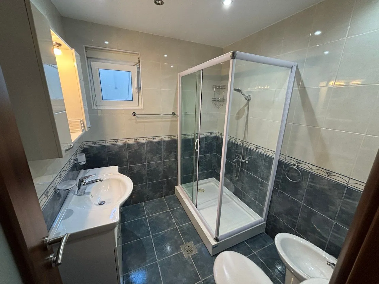 Stan-na-dan, dvosoban stan, 90m², Donja Lastva, Tivat
