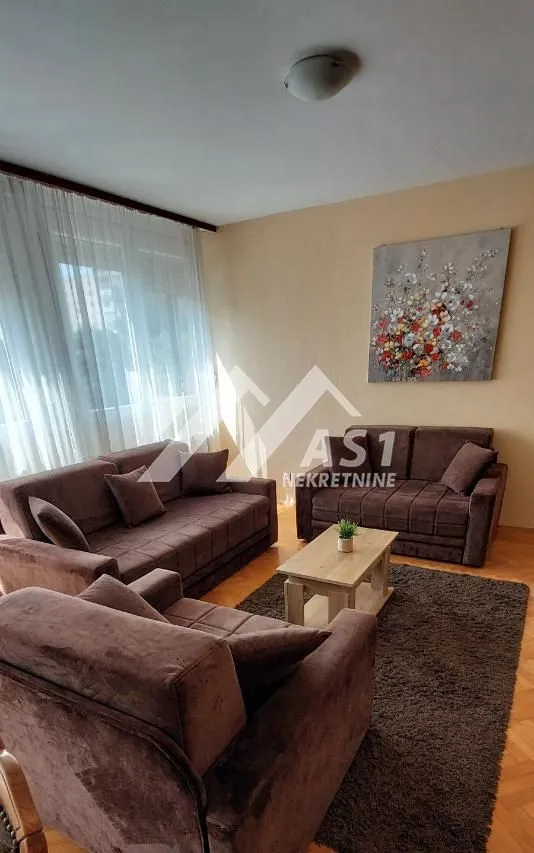 Izdavanje, dvosoban stan, 62m², Liman 1, Novi Sad Sve Podlokacije