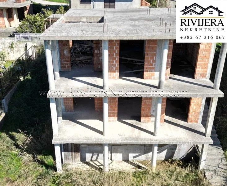 Prodaja, kuća, 293m², Topla, Herceg Novi