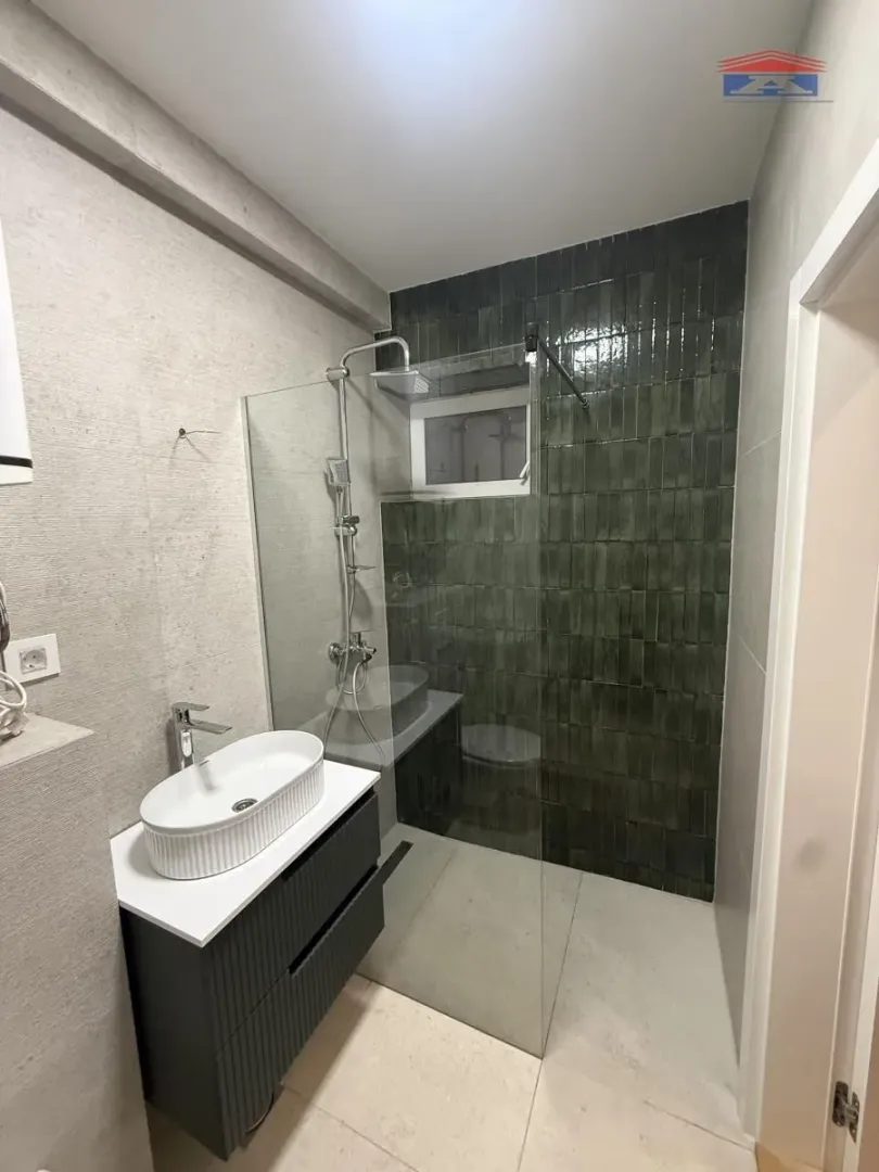 Prodaja, garsonjera, 27m², Bulevar Oslobodjenja, Novi Sad Sve Podlokacije