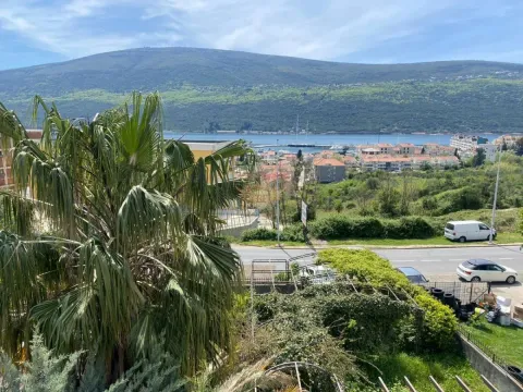 Prodaja, kuća, 287m², Herceg Novi, Crna Gora