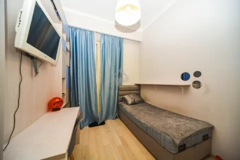 Rent, three bedroom apartment, 116m², Podgorica, Crna Gora - image 13