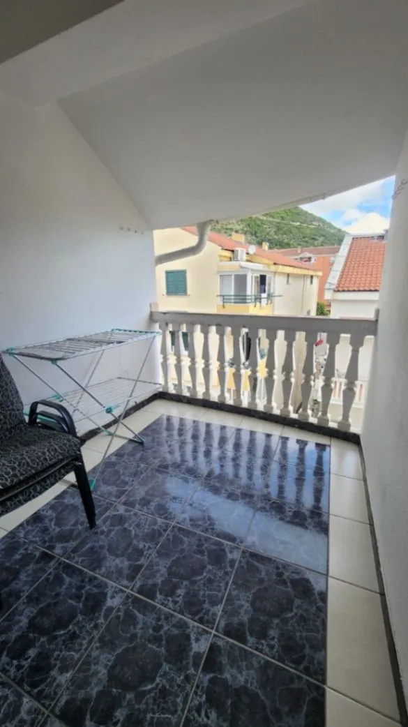 Prodaja, dvosoban stan, 67m², Velji Vinogradi, Budva