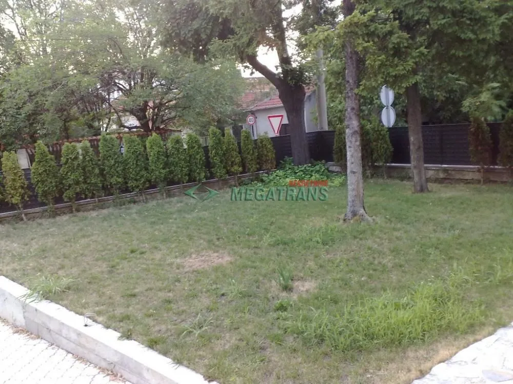 Izdavanje, kuća, 200m², Partizanov Stadion, Beograd