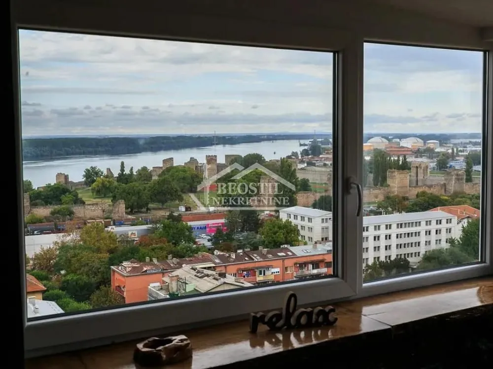 Prodaja, dvosoban stan, 52m², Centar, Smederevo