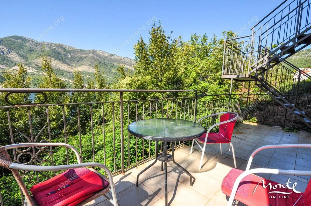 Prodaja, kuća, 148m², Lepetani, Tivat