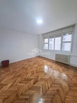 Sale, two bedroom apartment, 58m², Vračar Sve Podlokacije, Beograd - image 4