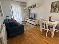 Izdavanje, jednosoban stan, 50m², City Kvart, Podgorica