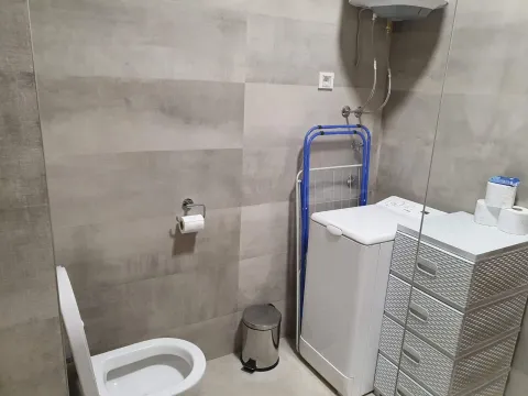 Izdavanje, jednosoban stan, 54m², Zabjelo, Podgorica - image 9