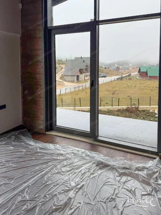 Prodaja, kuća, 1283m², Motički gaj, Žabljak