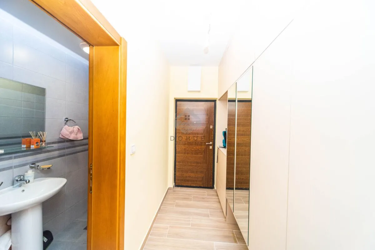 Prodaja, trosoban stan, 87m², Tuški Put, Podgorica