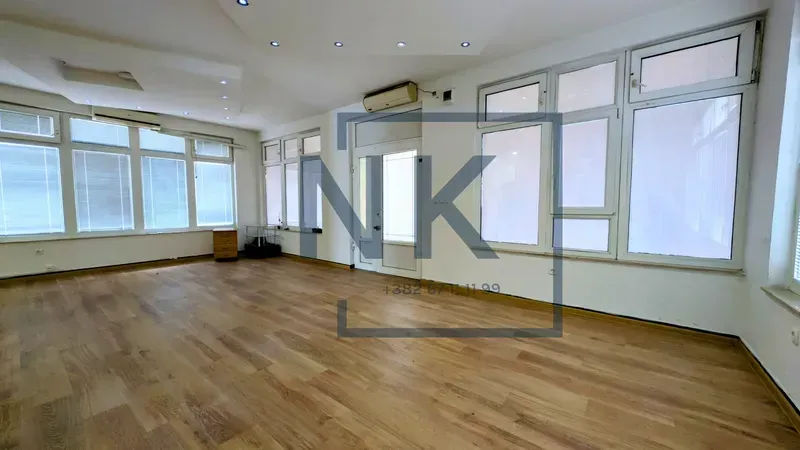 Izdavanje, poslovni prostor, 138m², Stari Aerodrom, Podgorica